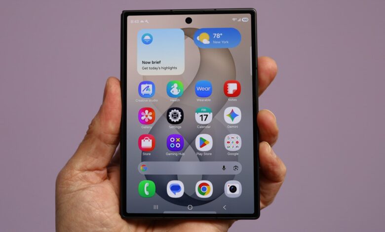 Apple’s Late Entry into the Foldable Market Raises Expectations for the iPhone Ultra
